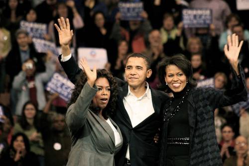 Ci mancava soltanto Oprah in corsa per la Casa Bianca