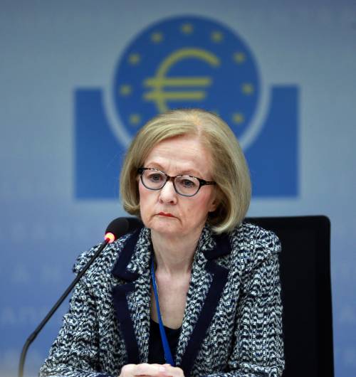 Gli esami in banca non finiscono mai