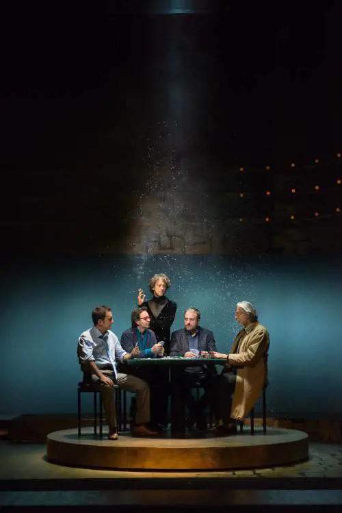 Al Manzoni debutta "Regalo di Natale". La disfida di Pupi Avati in versione teatrale