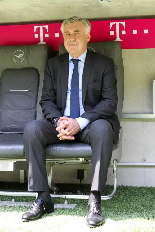 Panchine girevoli in Premier: da Antonio a Max e Carletto