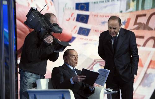 Flat tax, il piano di Berlusconi: "Così farò ripartire l'economia"