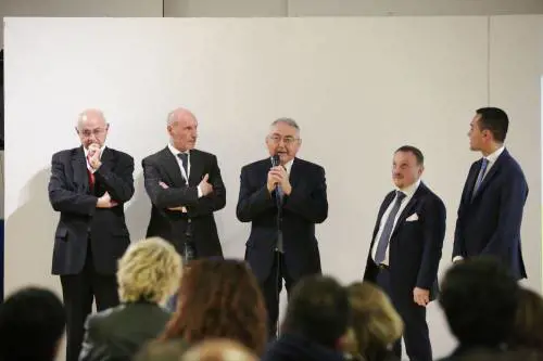 Da De Falco a Paragone, M5S presenta i candidati "illustri"