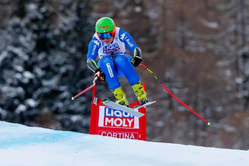 La rivincita di Johanna tra le cadute di Sofia. Hirscher battuto in casa