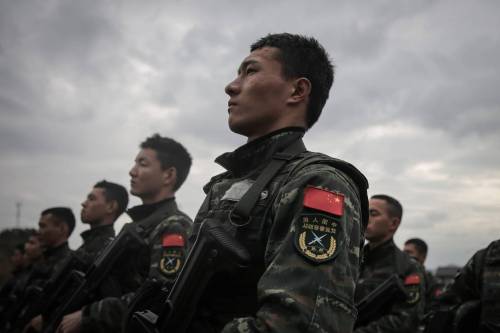La Cina aumenta la spesa militare e sfida gli Usa