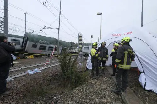 Tre minuti di terrore e poi lo schianto: "Urla e preghiere. Così abbiamo visto arrivare la morte"