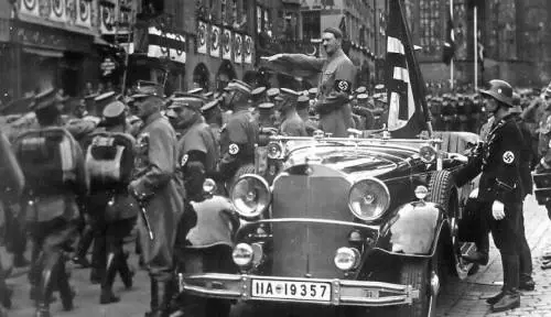 Per l'auto di Hitler "solo" 7 milioni