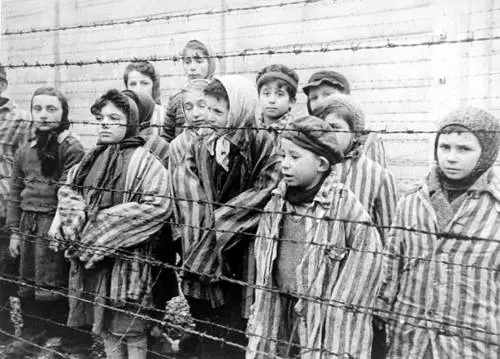Netanyahu: "Polacchi complici della Shoah". Tensioni Israele-Polonia