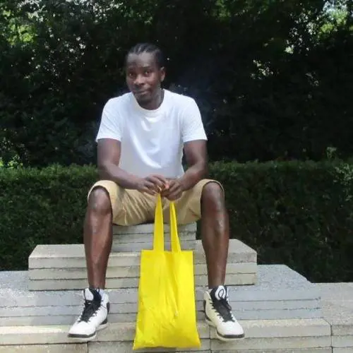 Benevento, infermiera al paziente di colore: "Tornatene in Africa"