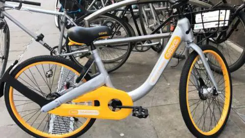 Roma, biciclette del bike sharing riemergono dal Tevere