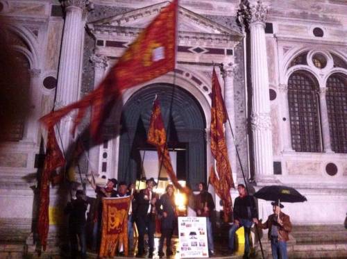 Protesta contro Napoleone: un veneto rischia il carcere