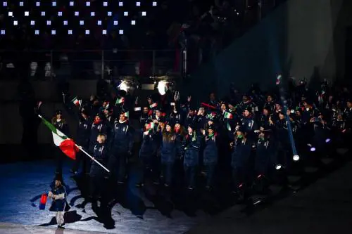 A PyeongChang sfila la bandiera dell'Italia