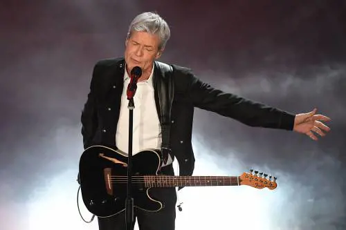 Sanremo, Baglioni querela Ricci. Che attacca: "Melensa creatura"