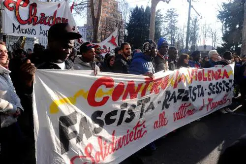Macerata, sinistra infoiba il ricordo. Cori choc: 'Ma che belle son le foibe'