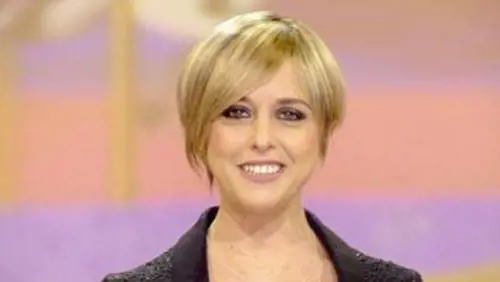 Toffa, post divide il web: "Beata te che vivi dove avere il cancro è da fighi'