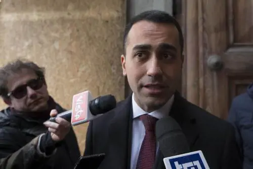 E i fedelissimi di Di Maio hanno smesso di pagare