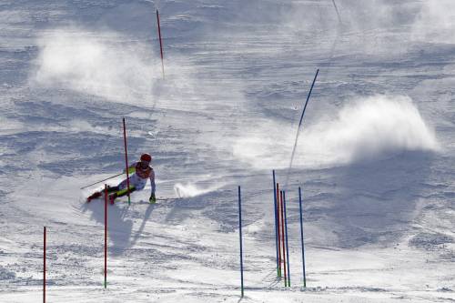 Il fenomeno Shiffrin solo quarta nello slalom. Deludente Super G per gli azzurri