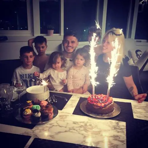Wanda Nara dice basta: "Troppe bugie su me e Icardi, adiremo alle vie legali"