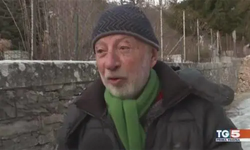 La sua casa distrutta dal sisma. Ma deve pagare 2mila euro di bollette
