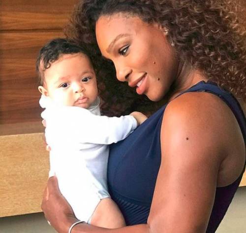 Il dramma di Serena Williams dopo il parto: "Ho rischiato di morire"