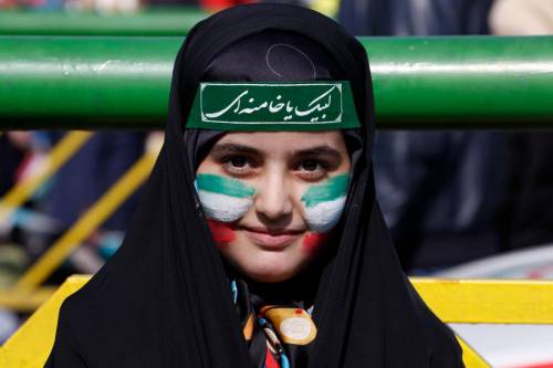 Cosa c’è dietro le rivolte dei dervisci che ora stanno infiammando l’Iran