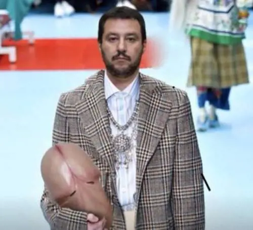 Il fotomontaggio offensivo contro Matteo Salvini (clicca per vedere l'immagine completa)