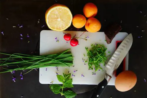 Come evitare gli sprechi in cucina e risparmiare