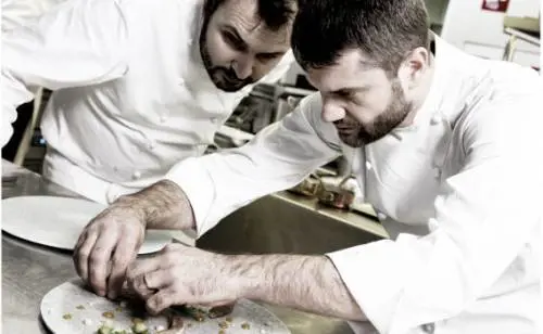 Chef stellati lombardi a "menù politico" per attirare i giovani