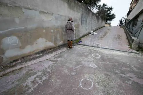 Strage di Latina, i rilievi della polizia nel garage