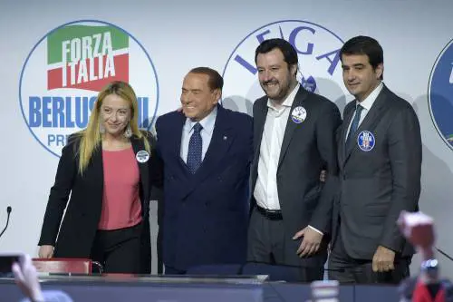 Se si torna alle urne? Il centrodestra cresce e i 5 Stelle calano