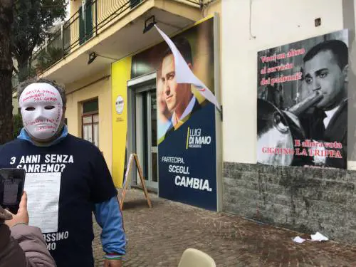 "Vota Giggino La Trippa": l'iniziativa dei Cobas contro Di Maio