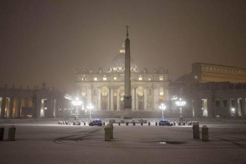 Vaticano, ex presidente dello Ior rinviato a giudizio