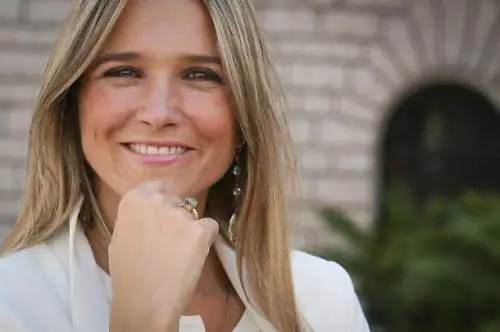 Pd, Francesca Barra si ritira: "Dico basta con la politica"