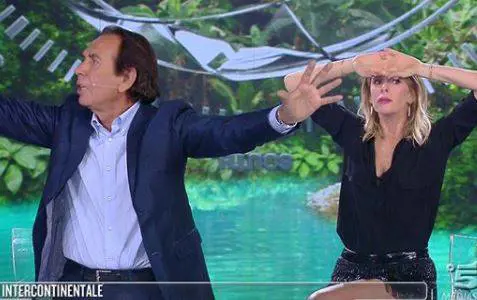 Isola dei Famosi, Giucas Casella sul cannagate: "Figuriamoci se Monte aveva della droga"