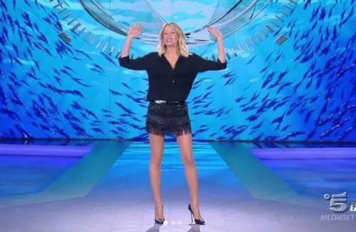 Isola, la Marcuzzi risponde alle accuse di Striscia: "Nulla di truccato"