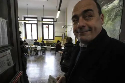 Zingaretti in testa senza Pd Parisi paga l'effetto Pirozzi