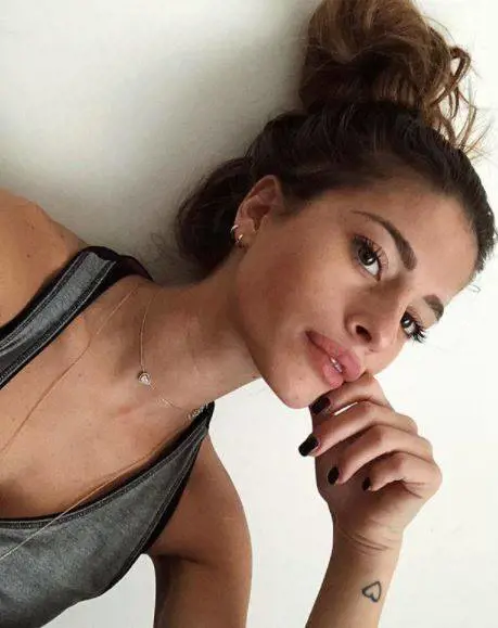 Isola dei Famosi, Chiara Nasti gela la produzione: "Certo, chiarezza. Fate ridere"