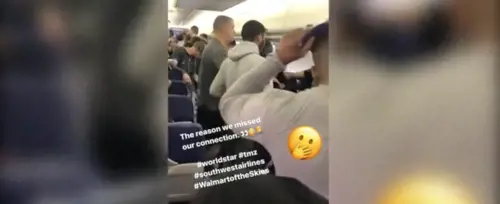 L'aereo è in ritardo: scoppia la folle rissa tra passeggeri