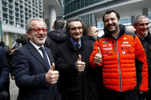 Fontana sale al Pirellone: "Grazie ai consigli di Bossi"