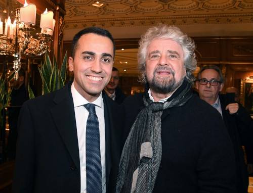 Beppe Grillo contrario alla linea del "governo a tutti i costi"