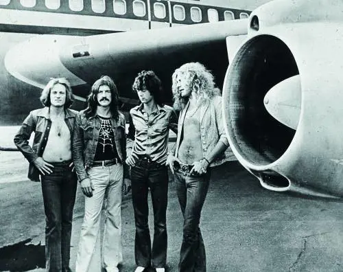 Facebook fa dietrofront: via la censura all'album dei Led Zeppelin