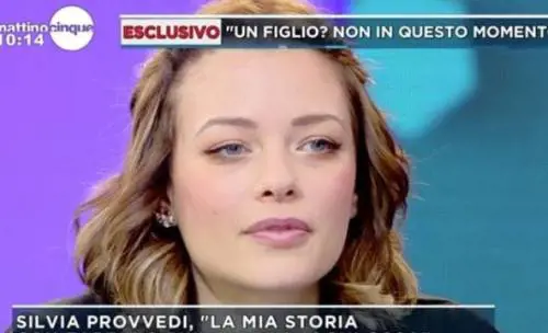 Gf Vip, parla il fidanzato di Silvia Provvedi: "Perché dici che sei single?"