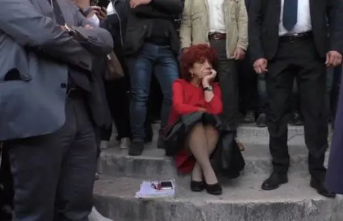 L'ultimo dono ai presidi della ministra Fedeli: usate la lingua di genere