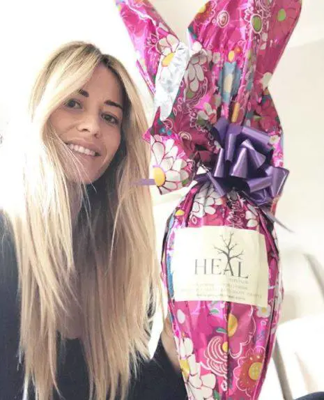 Elena Santarelli rompe il silenzio: "Mio figlio ha un tumore"