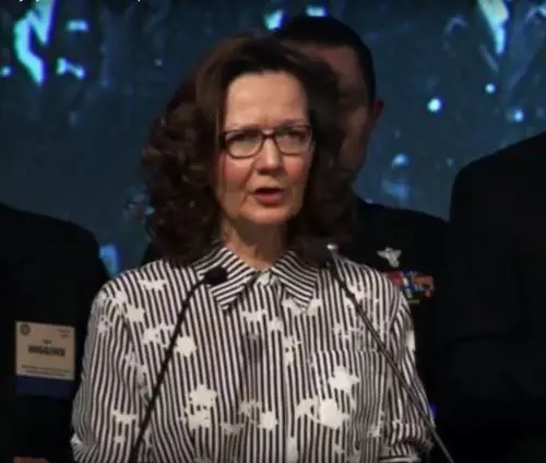 Premi, torture e segreti di Gina. La prima donna capo della Cia