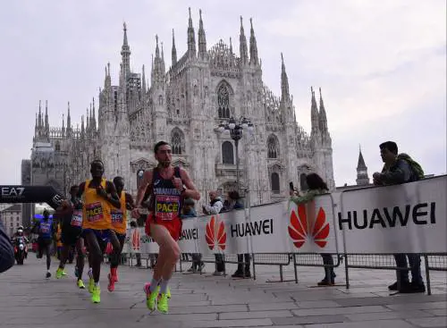 Torna in strada la Stramilano ed è in gara pure la madrina