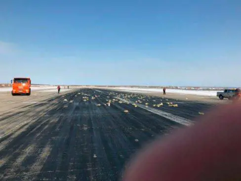 Russia, piovono lingotti d'oro dal cielo: aereo ne perde oltre 170
