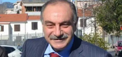 Salerno, sospeso il prefetto Malfi: "Minacciava e umiliava i dipendenti"