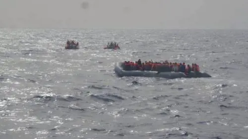 Via i sigilli alla nave della Ong Così il gip apre all'invasione