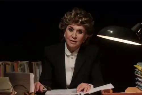 Ma ora la Leosini è diventata un magistrato?