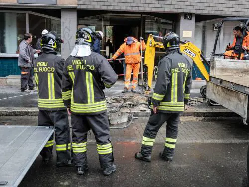 Allarme per fuga di gas. Sgomberate 27 famiglie: panico ma nessun ferito